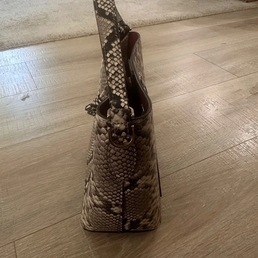 Kate Spade 2 Way Bucket Bag Grey Black Snakeskin Embossed Leather Crossbody Set
